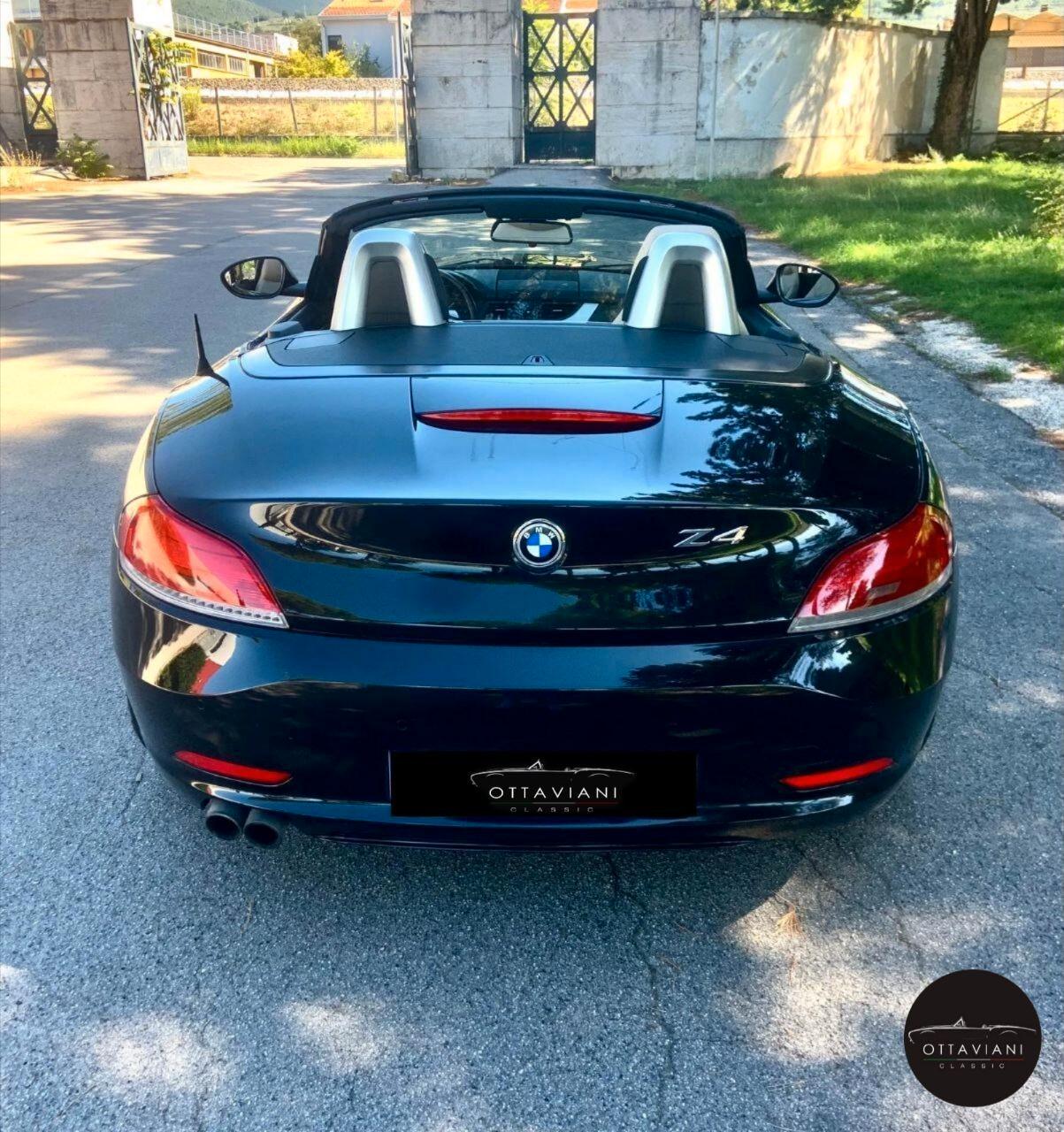 Bmw Z4 23i book service