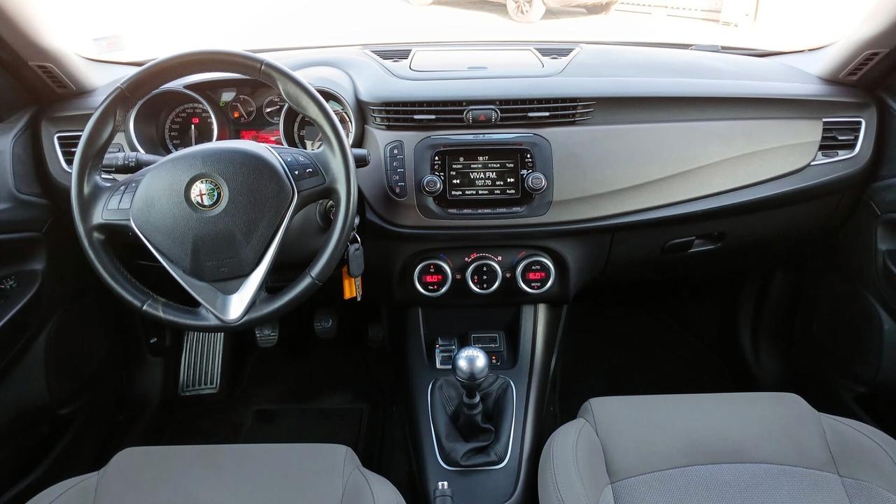 Alfa Romeo Giulietta 1.6 JTDm-2 120 CV Exclusive