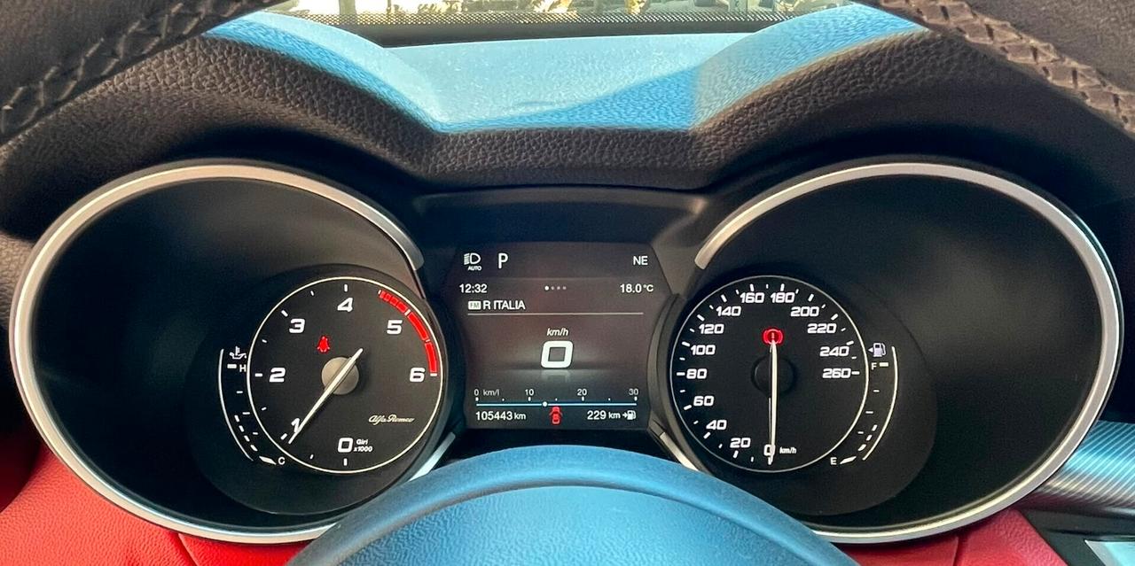 Alfa Romeo Stelvio 2.2 210 CV AT8 Q4 Veloce