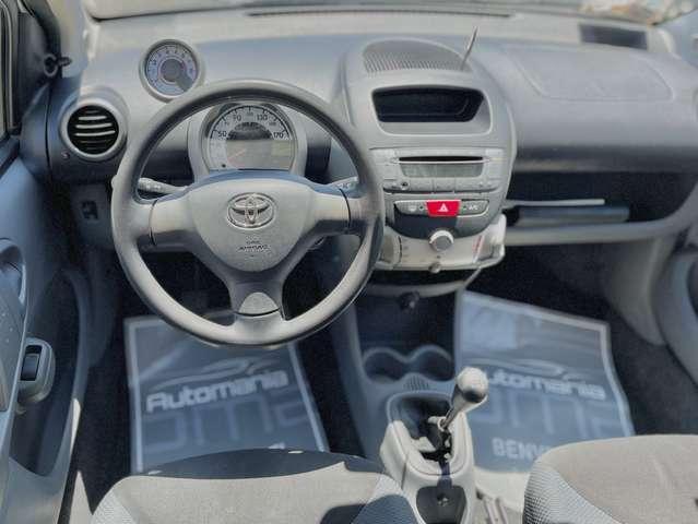 Toyota Aygo 5p 1.0 12V VVT-i 5 porte Sol NEOPATENTATI\GARANZIA