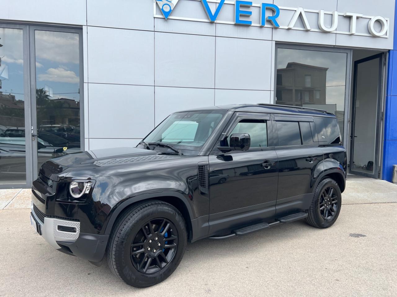 Land Rover Defender 110 2.0d sd4 HSE awd 240cv auto