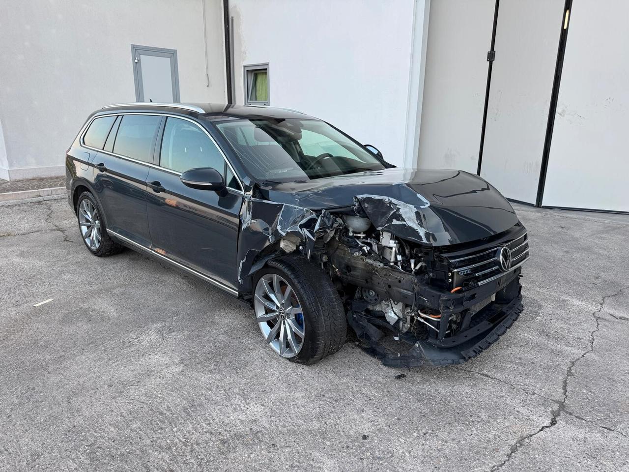 Volkswagen Passat Variant 1.4 phev GTE dsg INCIDENTATA