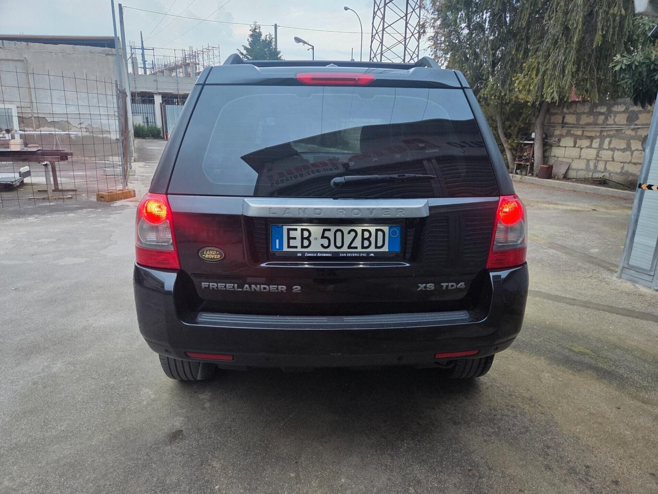 Land Rover Freelander 2.2 TD4 Gancio traino