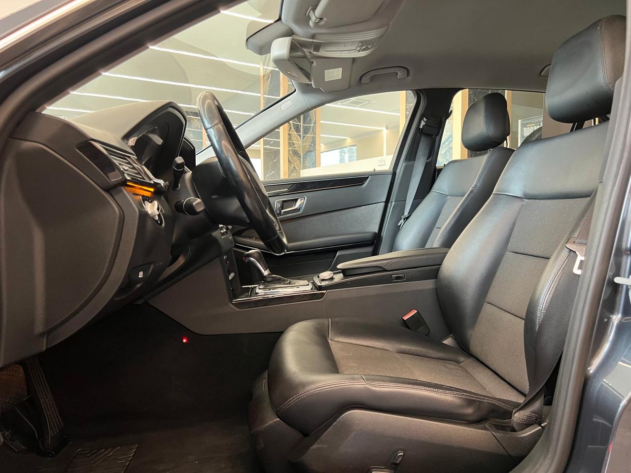 Mercedes-benz E 220 CDI Elegance