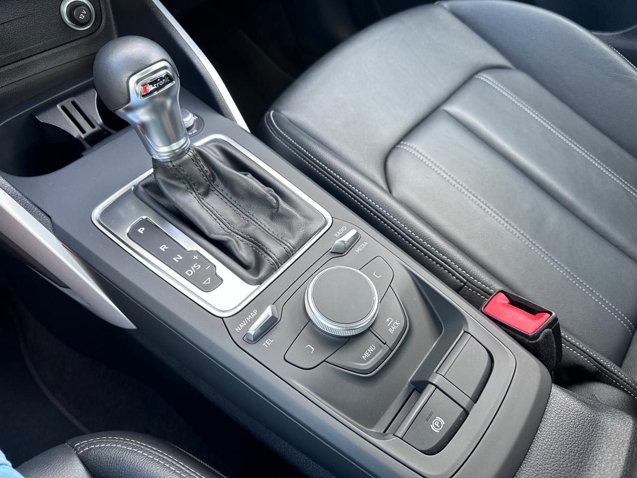 Audi Q2 1.6TDI 116CV S-LINE AUTOMATICA! PELLE! LED