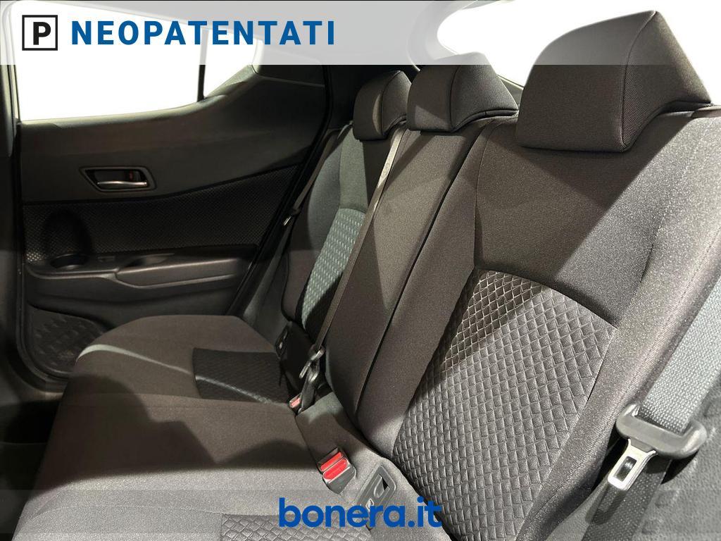 Toyota C-HR 1.8 Hybrid Active E-CVT