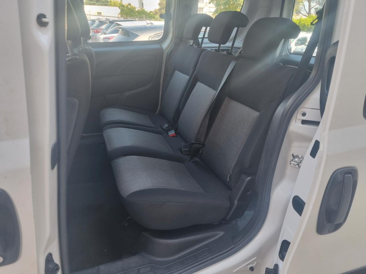 Fiat Doblo Cargo combi 1.3 mjt 16v SX 95cv E6 - CAMBIO DA SOSTITUIRE