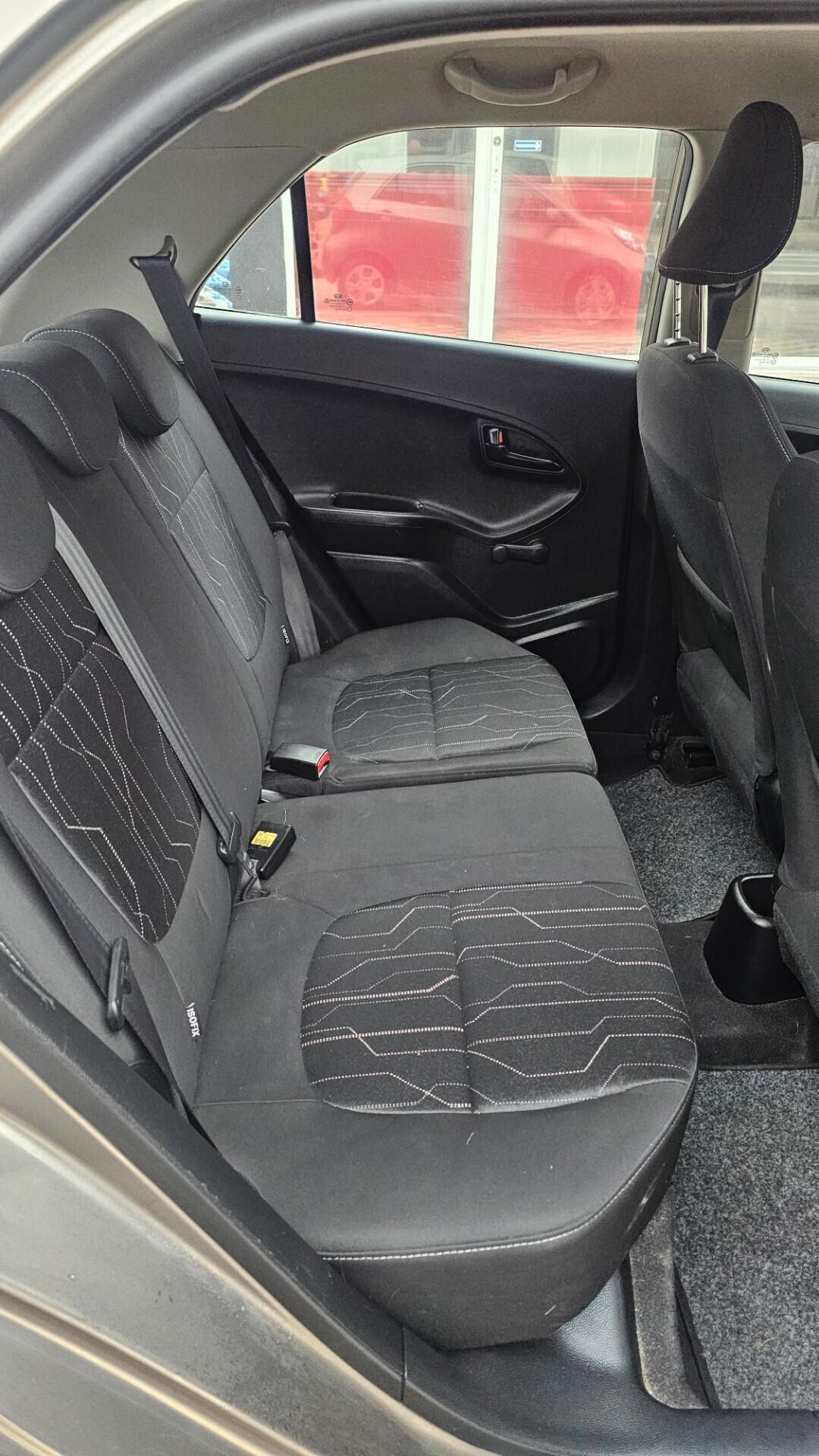 Kia Picanto 1.0 12V 5 porte Easy