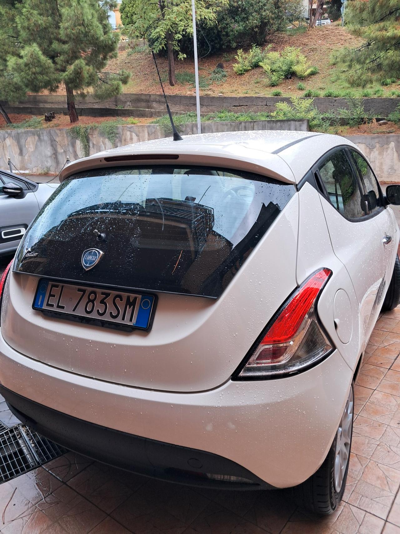 Lancia Ypsilon 1.3 MJT 16V 95 CV 5 porte S&S Gold