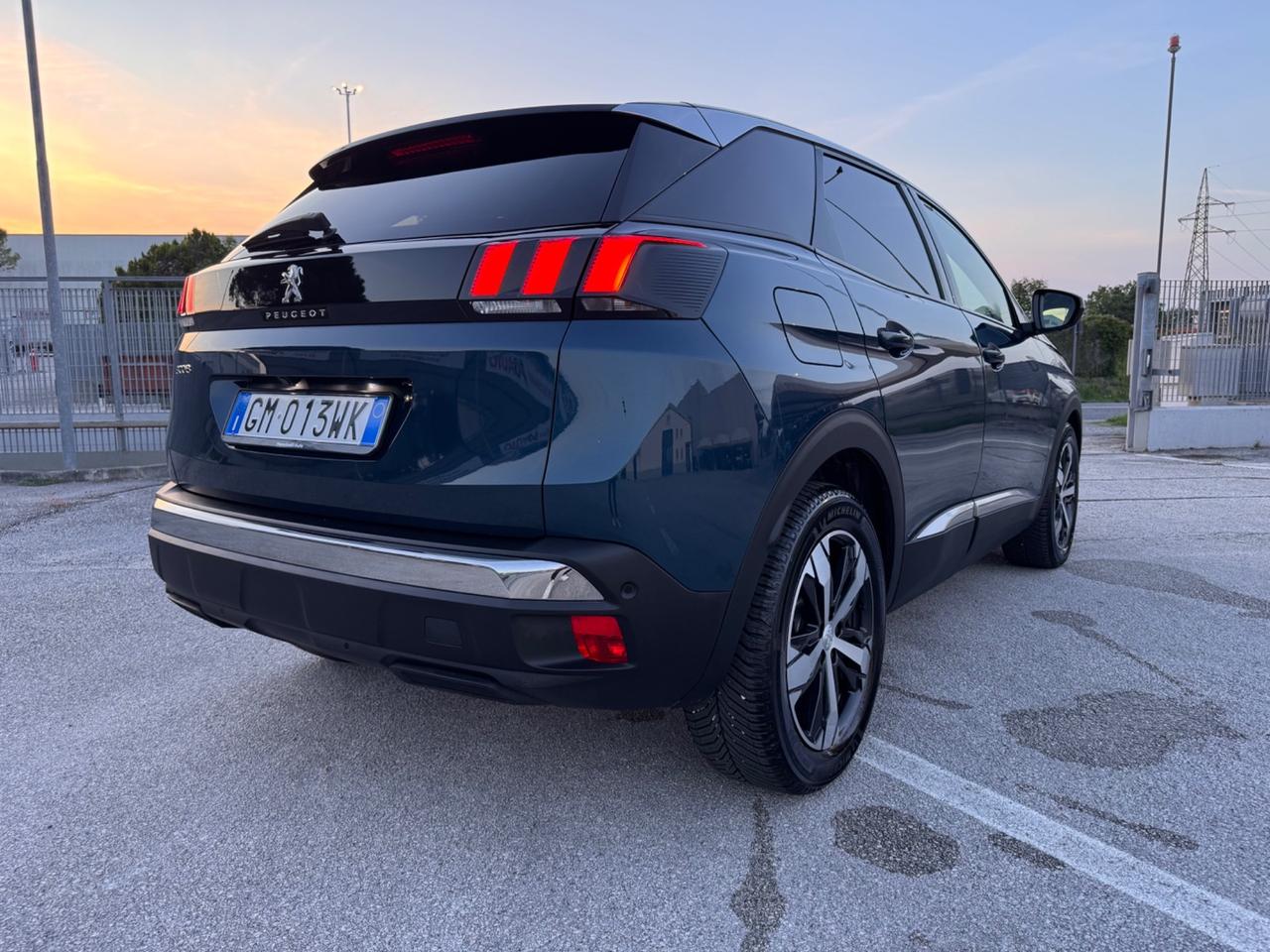 Peugeot 3008 BlueHDi 130 S&S EAT8 Allure