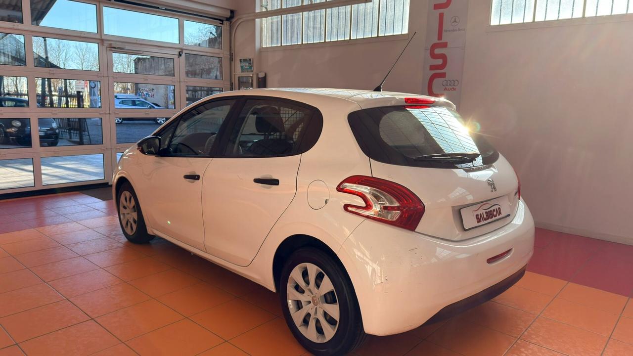 Peugeot 208 1.4 HDi 68 CV 5 porte Van