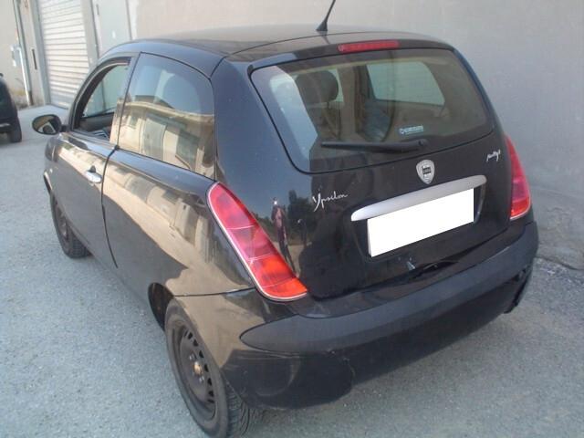 Lancia Ypsilon 1.3 MJT Momo Design