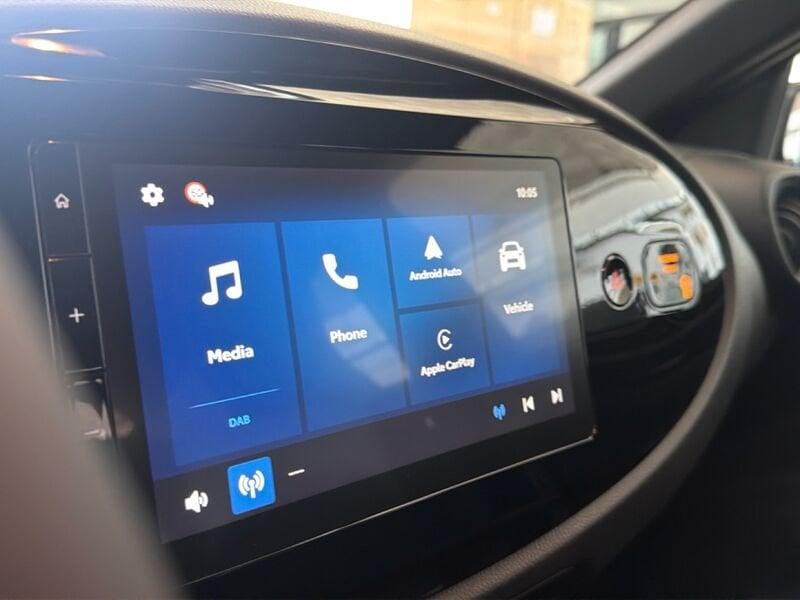 Toyota Aygo X 1.5 HYBRID 115 CVT
