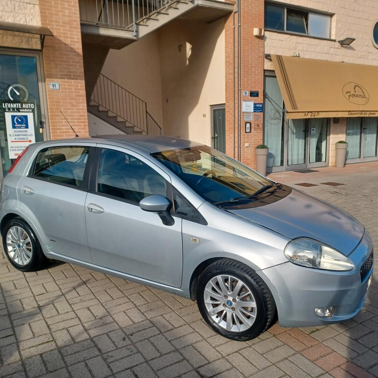 CONSUMI IRRISORI GRANDE PUNTO 1.3 MJTD NEOPATENTATI