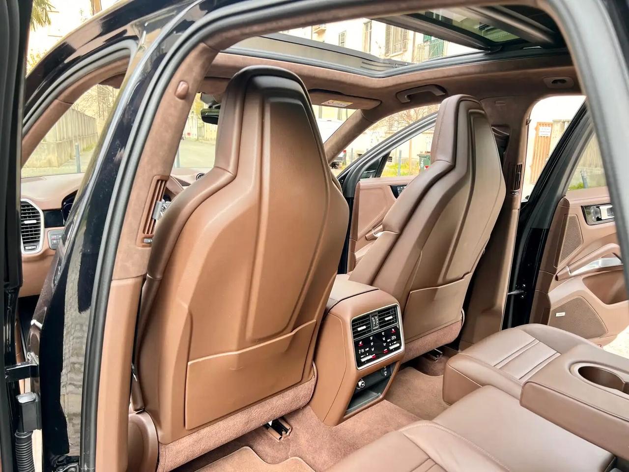 Porsche Cayenne 4.0 V8 Turbo