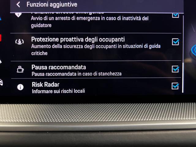 PORSCHE Cayenne 3.0 V6 E-Hybrid / TETTO PANORAMICO / GANCIO / 360°