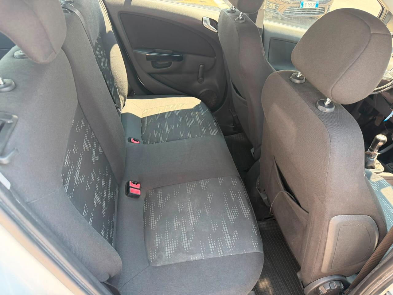 Opel Corsa 1.2 5 porte Club
