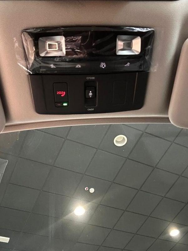 Nissan Qashqai N-CONNECTA MHYB 140CV MT 2W - RT