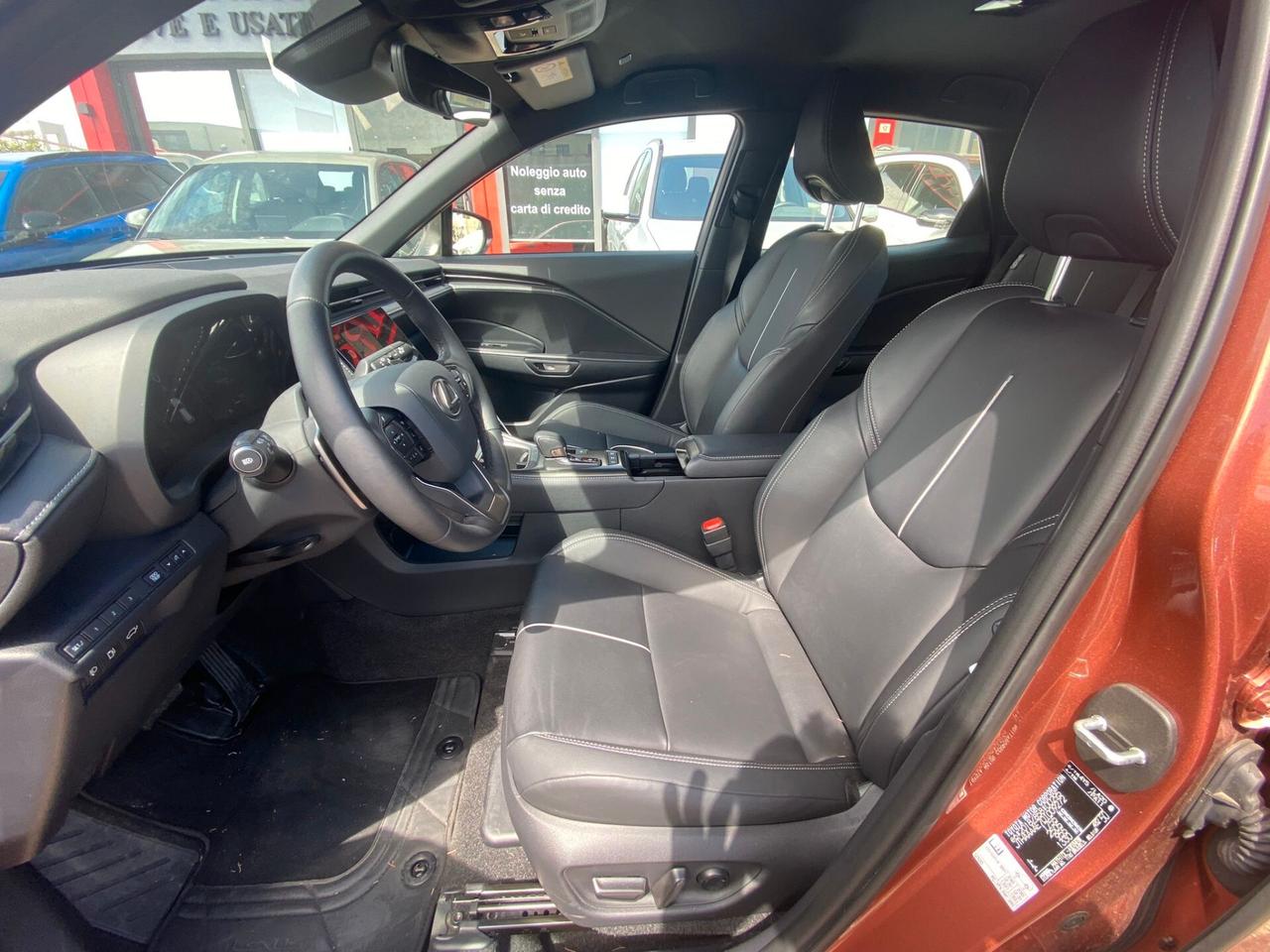 Lexus LBX Hybrid Class