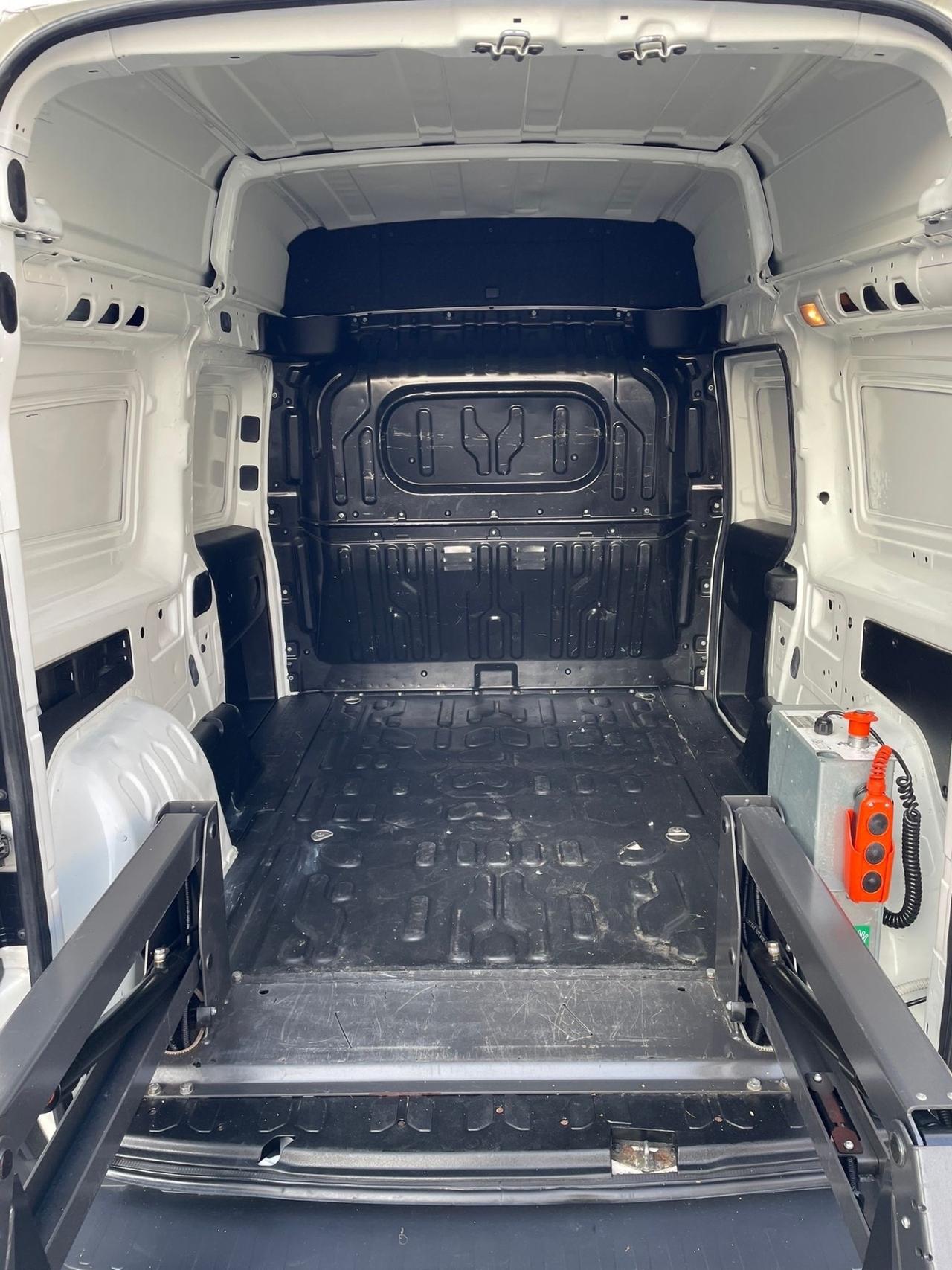 Fiat Doblo 1.6 MJT MAXI XL LH2 TETTO ALTO CON PEDANA