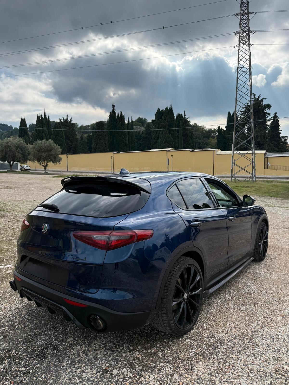 Alfa Romeo Stelvio 2.2 Turbodiesel 180 CV Super