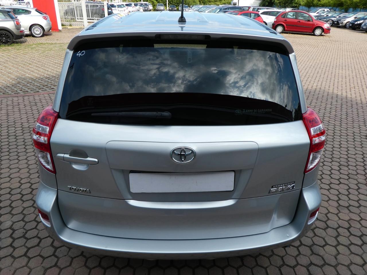 Toyota RAV 4 RAV4 2.2 D-4D 150 CV DPF