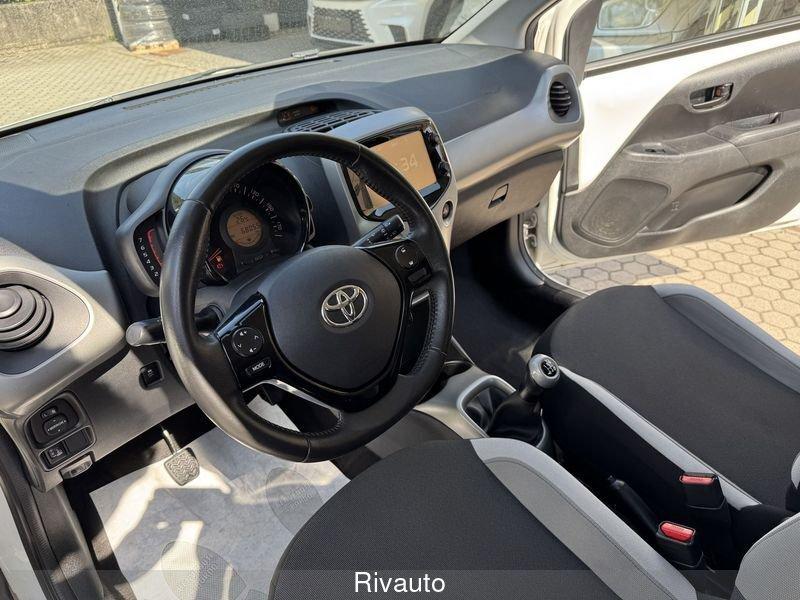 Toyota Aygo Aygo 1.0 VVT-i 69 CV 5 porte x-play
