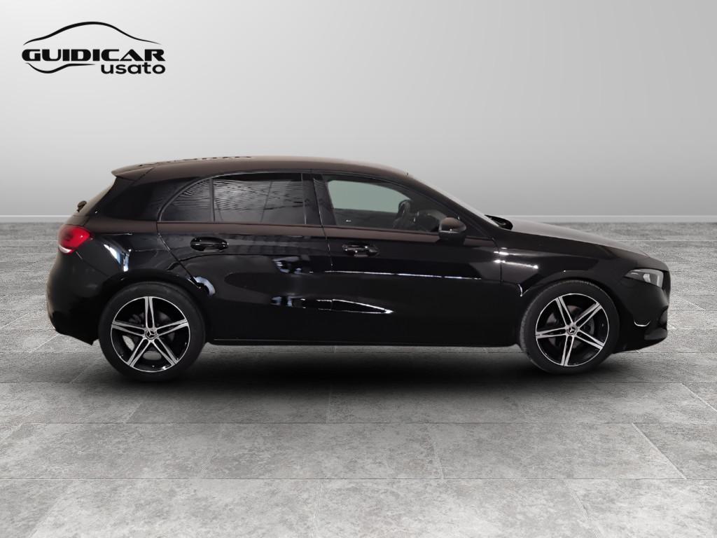 Mercedes-Benz Classe A - W177 2018 - A 180 d Sport Night edition Plus auto