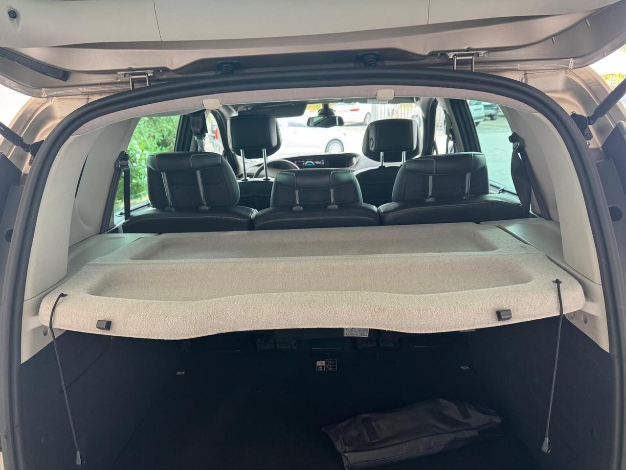Renault Scénic XMod 1.5 dCi 110CV