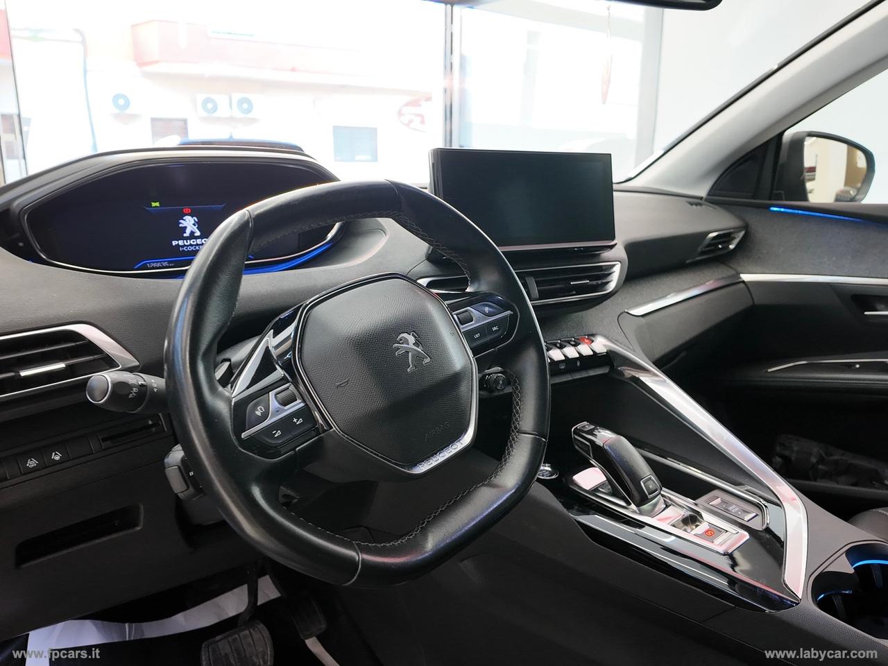 PEUGEOT 5008 BlueHDi 130 S&S Allure