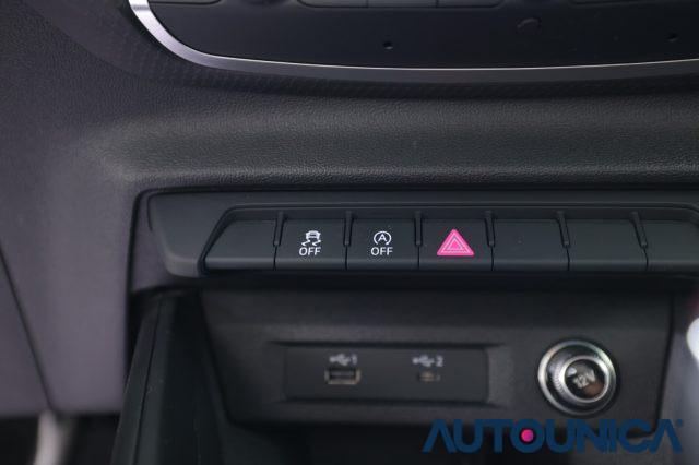 AUDI A1 SPB 30 TFSI S TRONIC ADMIRED FARI LED