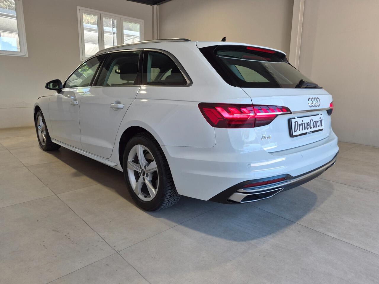 Audi A4 AVANT 35 2.0 TDI MHEV 163CV S-TRONIC LED NAVI MMI PLUS APPLE CAR PLAY/ANDROID AUTO VIRTUAL COCKPIT PLUS ACC LUCI AMBIENTE