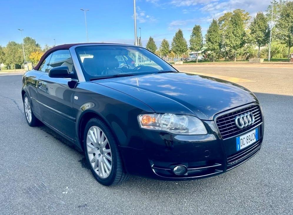 Audi A4 Cabriolet 2.5 V6 TDI cat