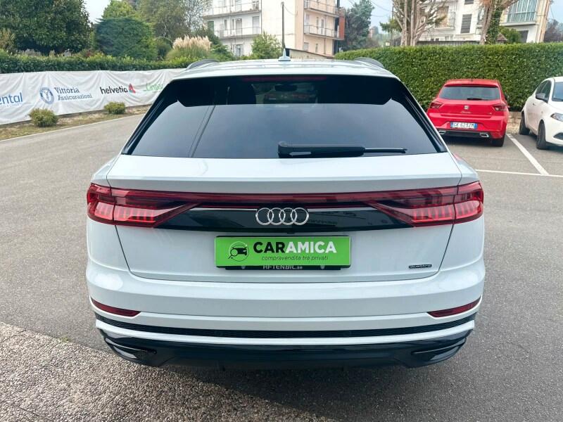 AUDI Q8 Q8 50 TDI 286 CV quattro tiptronic Sport
