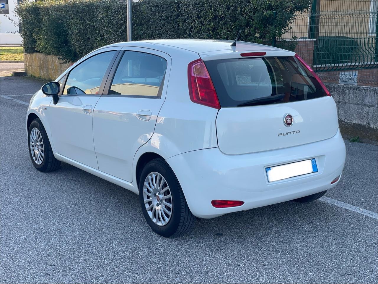 Fiat Punto 1.3 MJT II 75 CV 5 porte