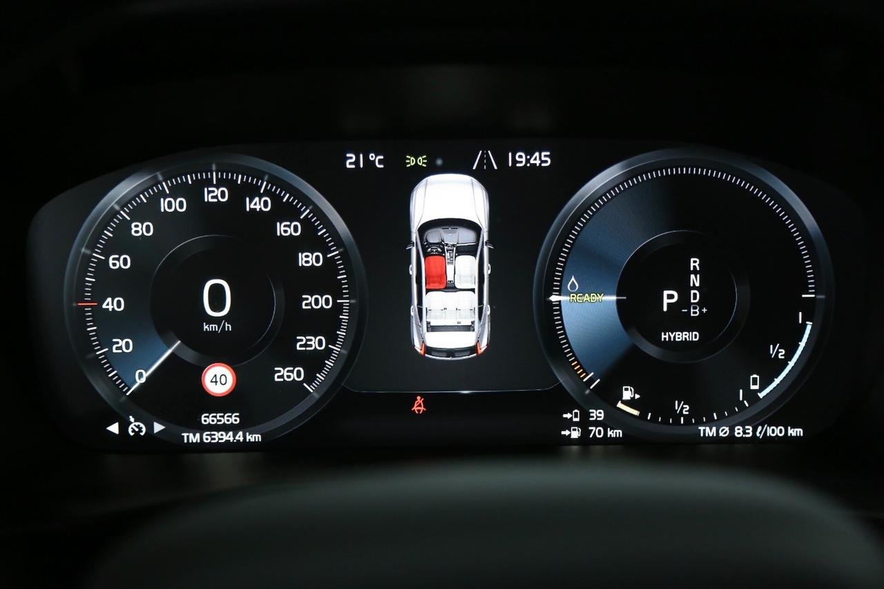 Volvo XC40 T5 Recharge Plug-in Hybrid Inscription auto