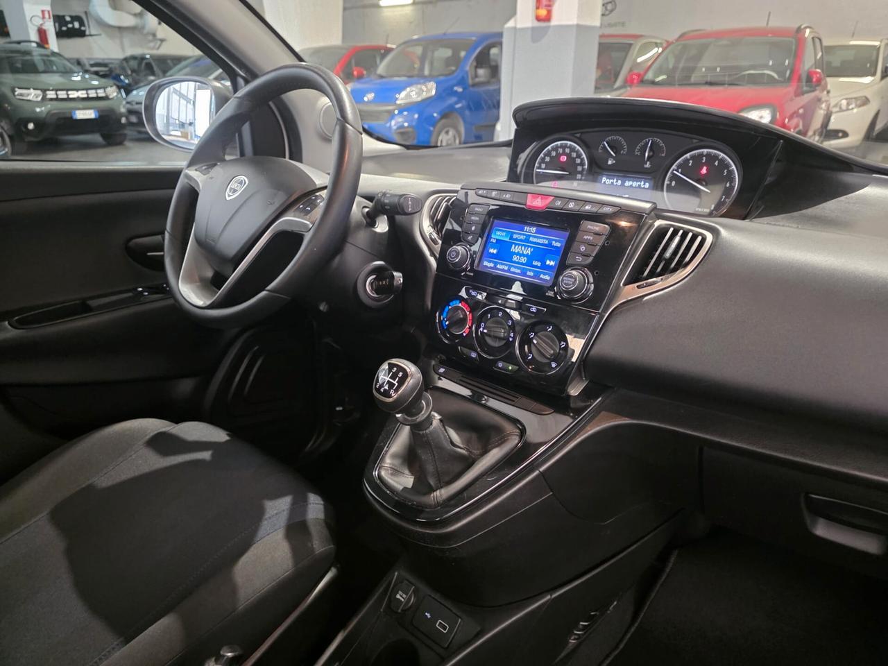 Lancia Ypsilon 1.2 69 CV unico proprietario