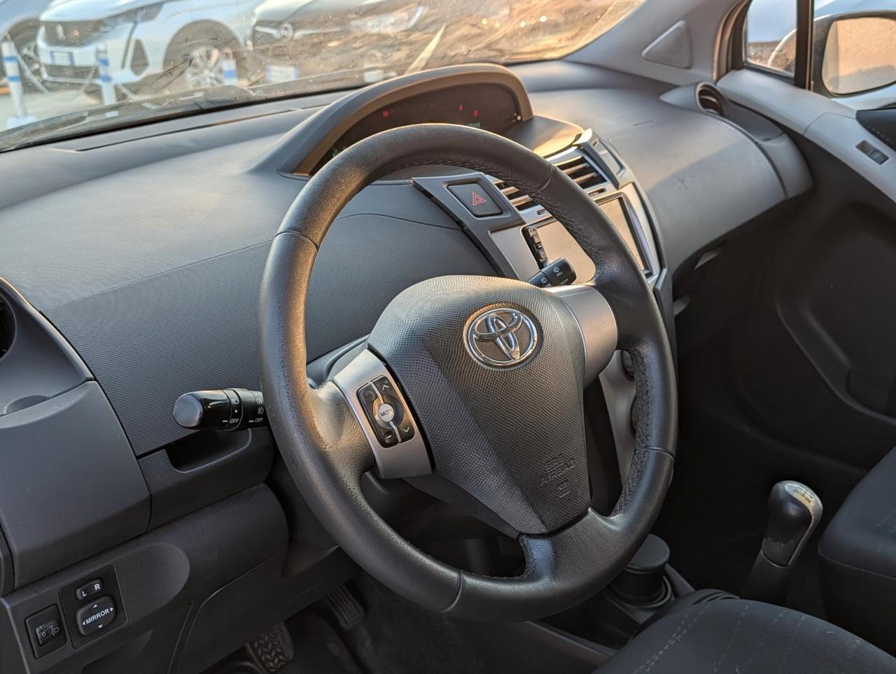 Toyota Yaris 1.4 D-4D 5 porte Sol