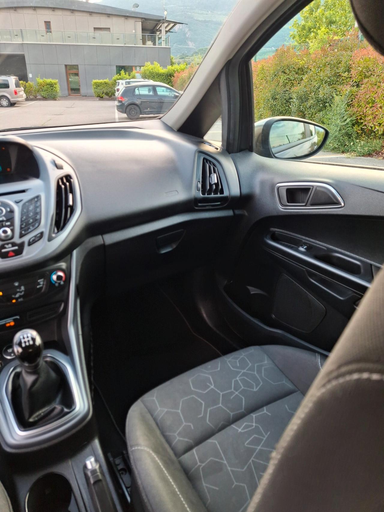 Ford bmax anno 2016 titanium neo patentati