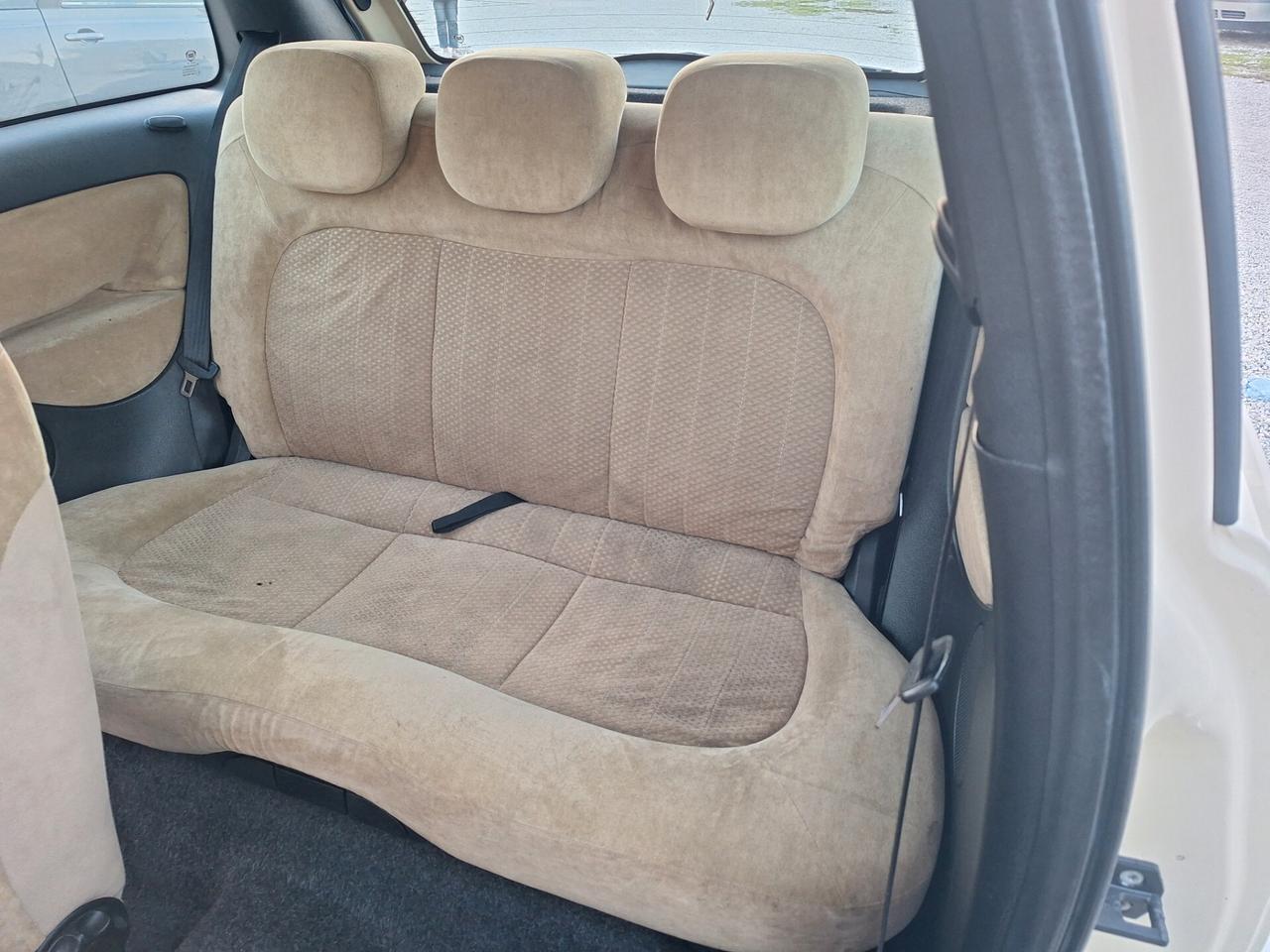 Lancia Ypsilon 1.3 Multijet 16V Platino NEOPATENTATI BASSI €4
