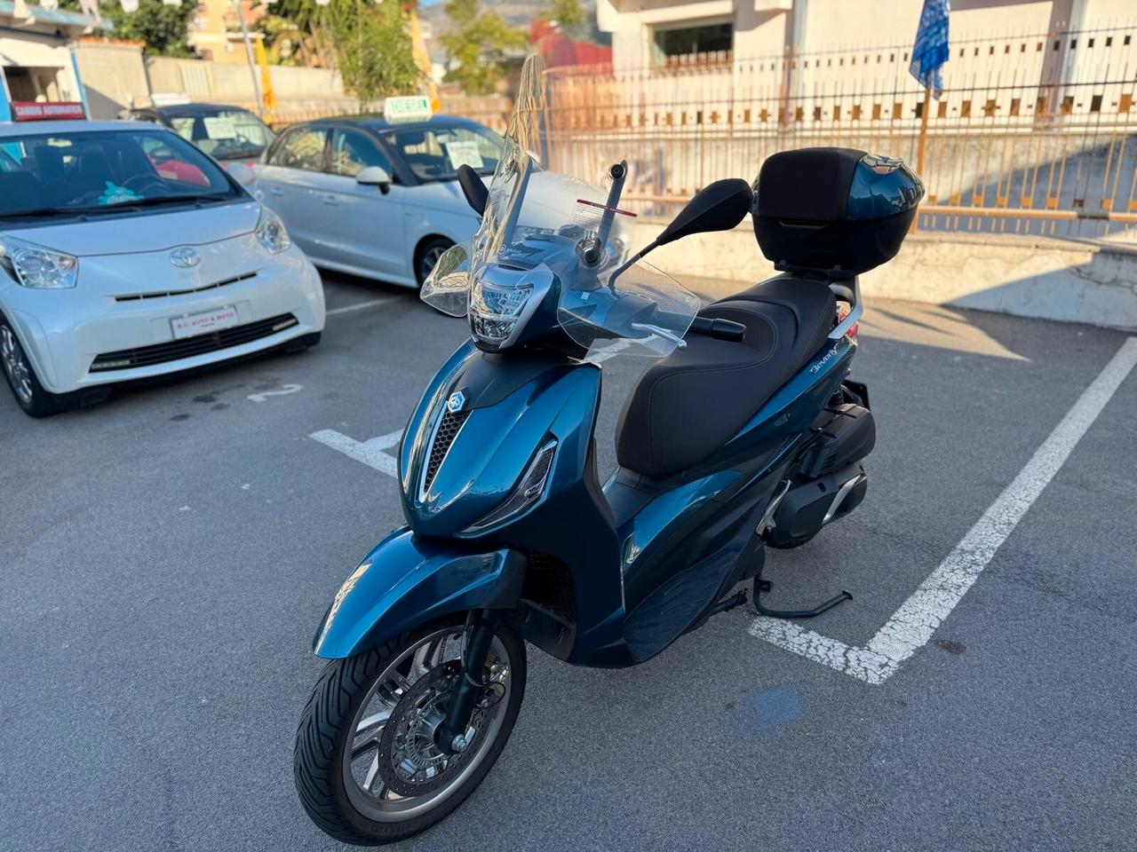 Piaggio Beverly 400 i.e. Elegante.Nuov.o 2025