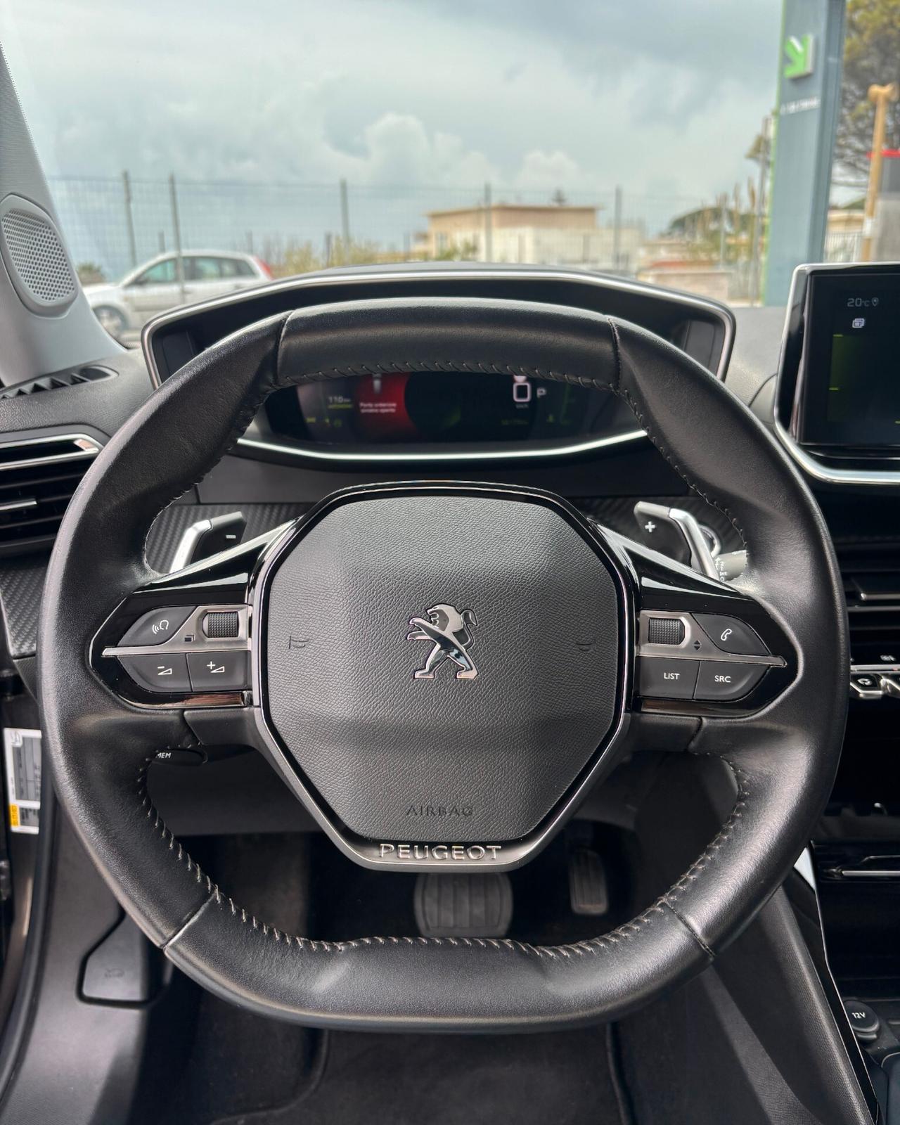 Peugeot 2008 1.2 130HP S&S EAT8 Allure