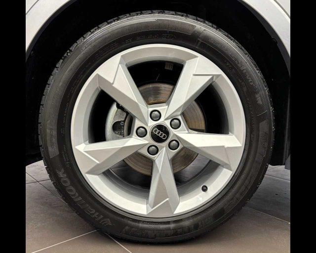 AUDI Q3 35 TFSI S tronic Business Advanced