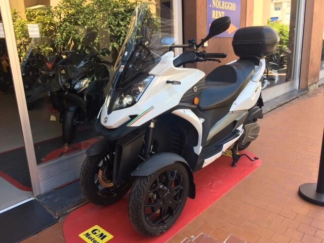 Quadro QV3