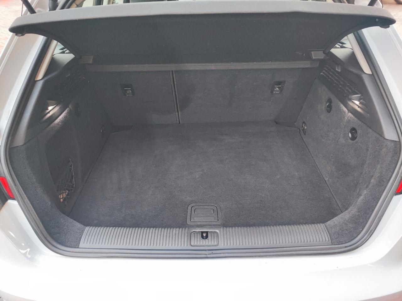 Audi A3 1.6 TDI clean diesel Attraction - 2015