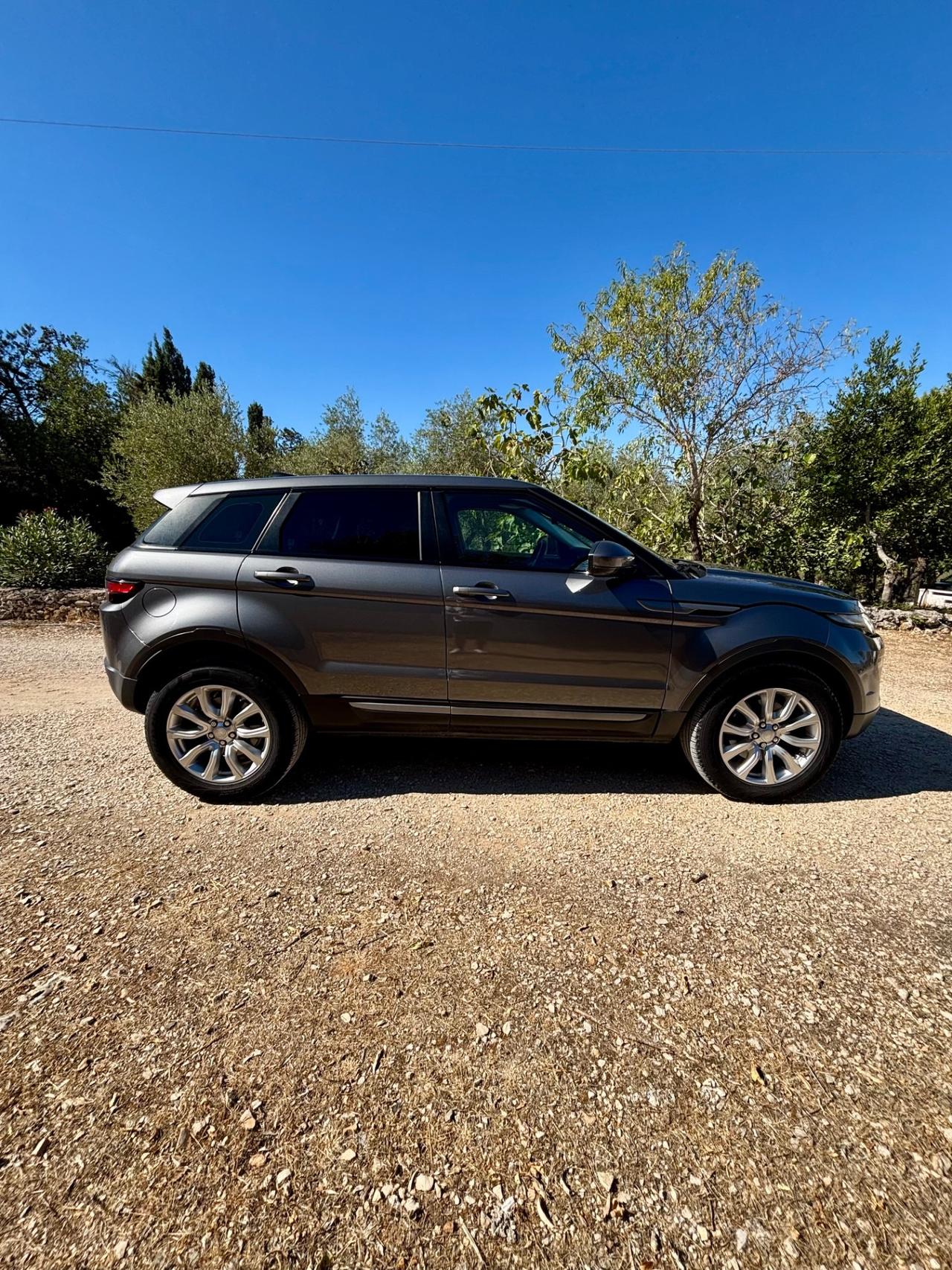 Land Rover Range Evoque 2.0 TD4 150 CV 5p. SE