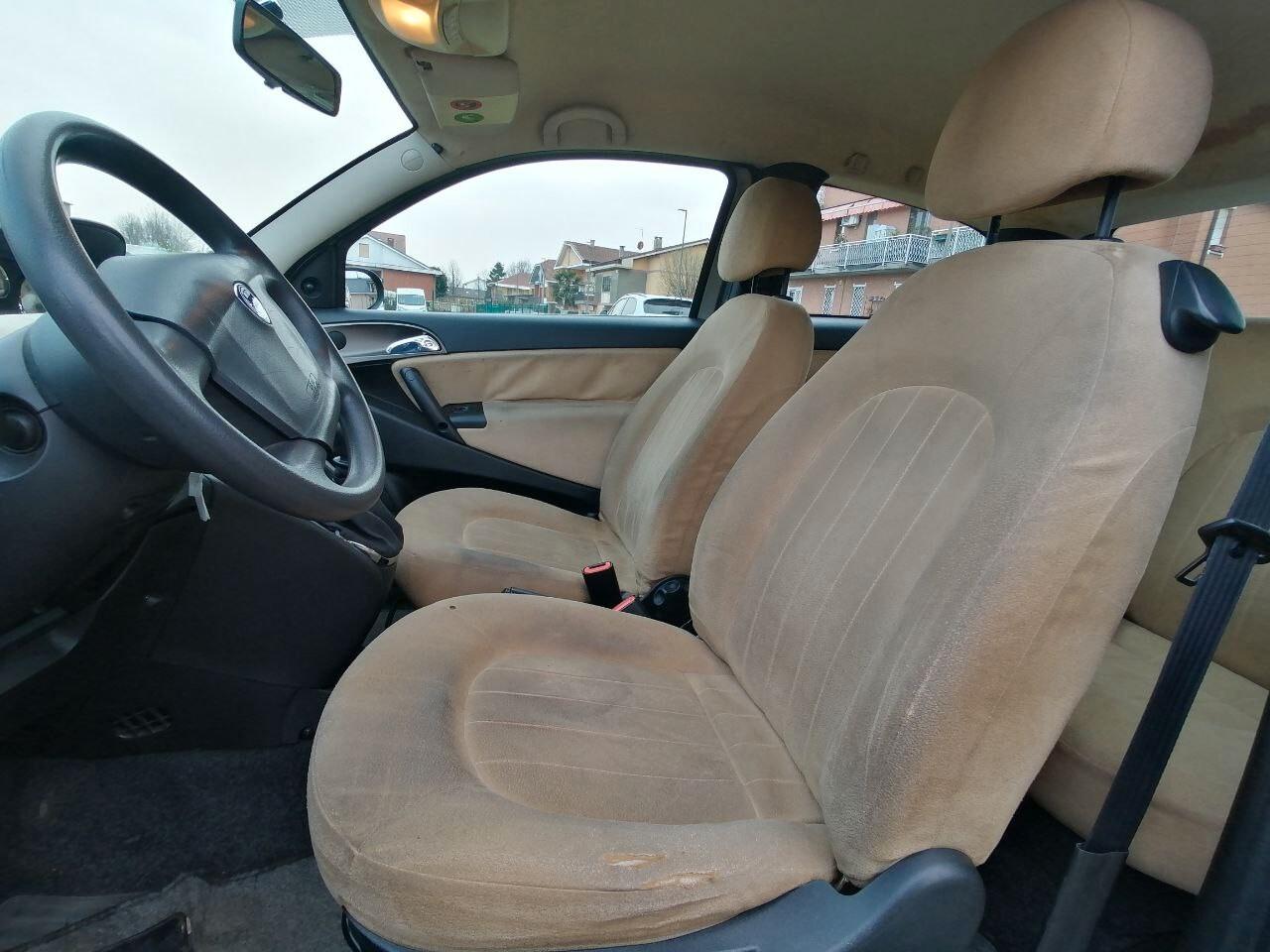 Lancia Ypsilon 1.2 16V Idonea Neopatentati