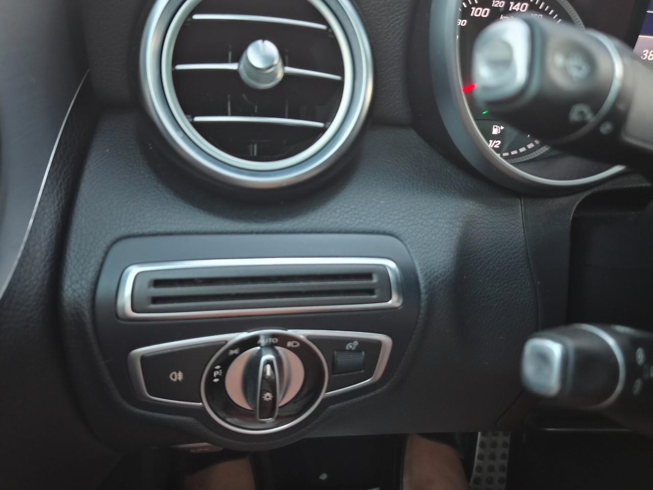 Mercedes-benz C 250d Coupe 80 mila km pak AMG
