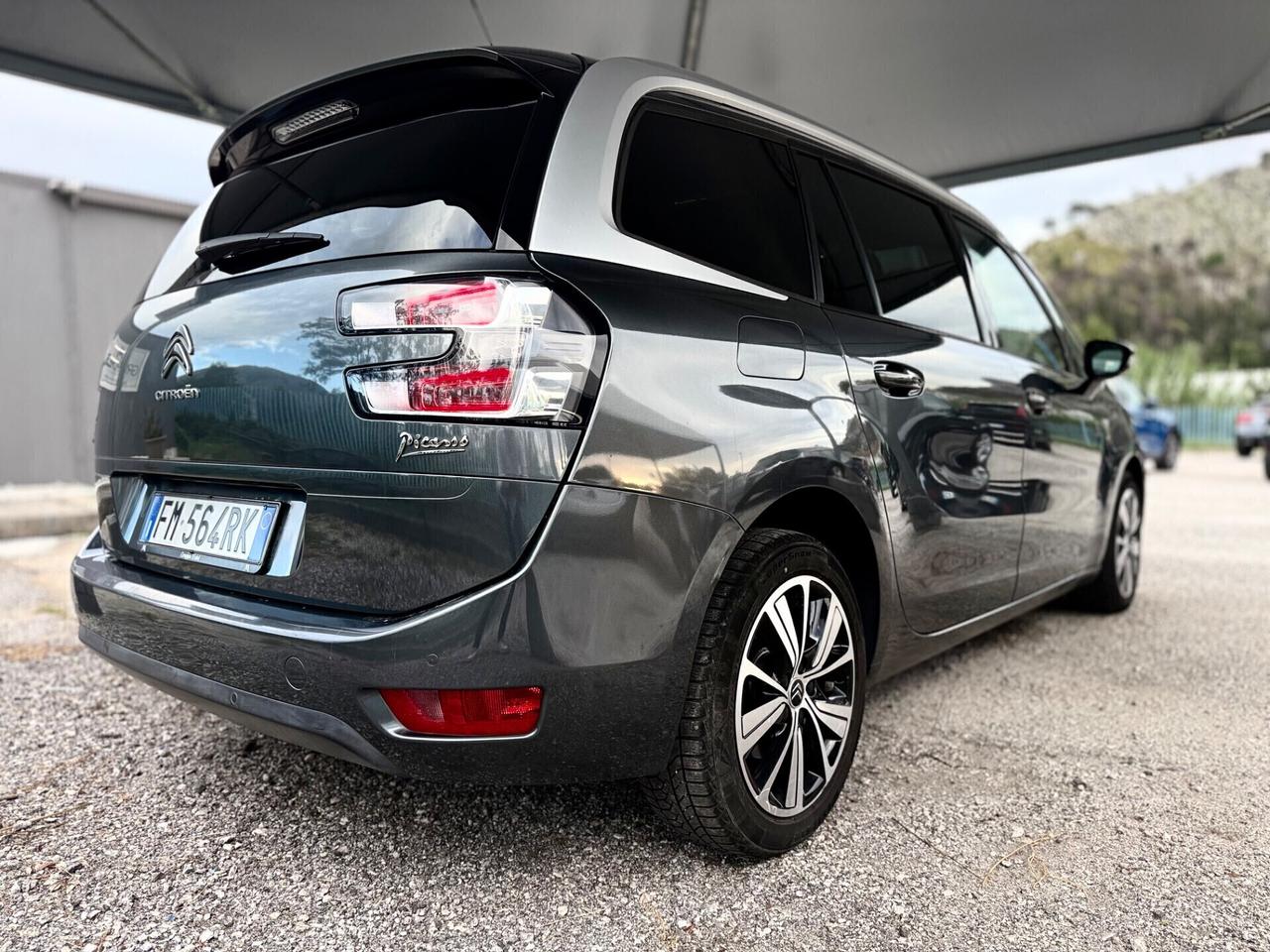 Citroen Grand C4 1.6(120CV) 7 POSTI