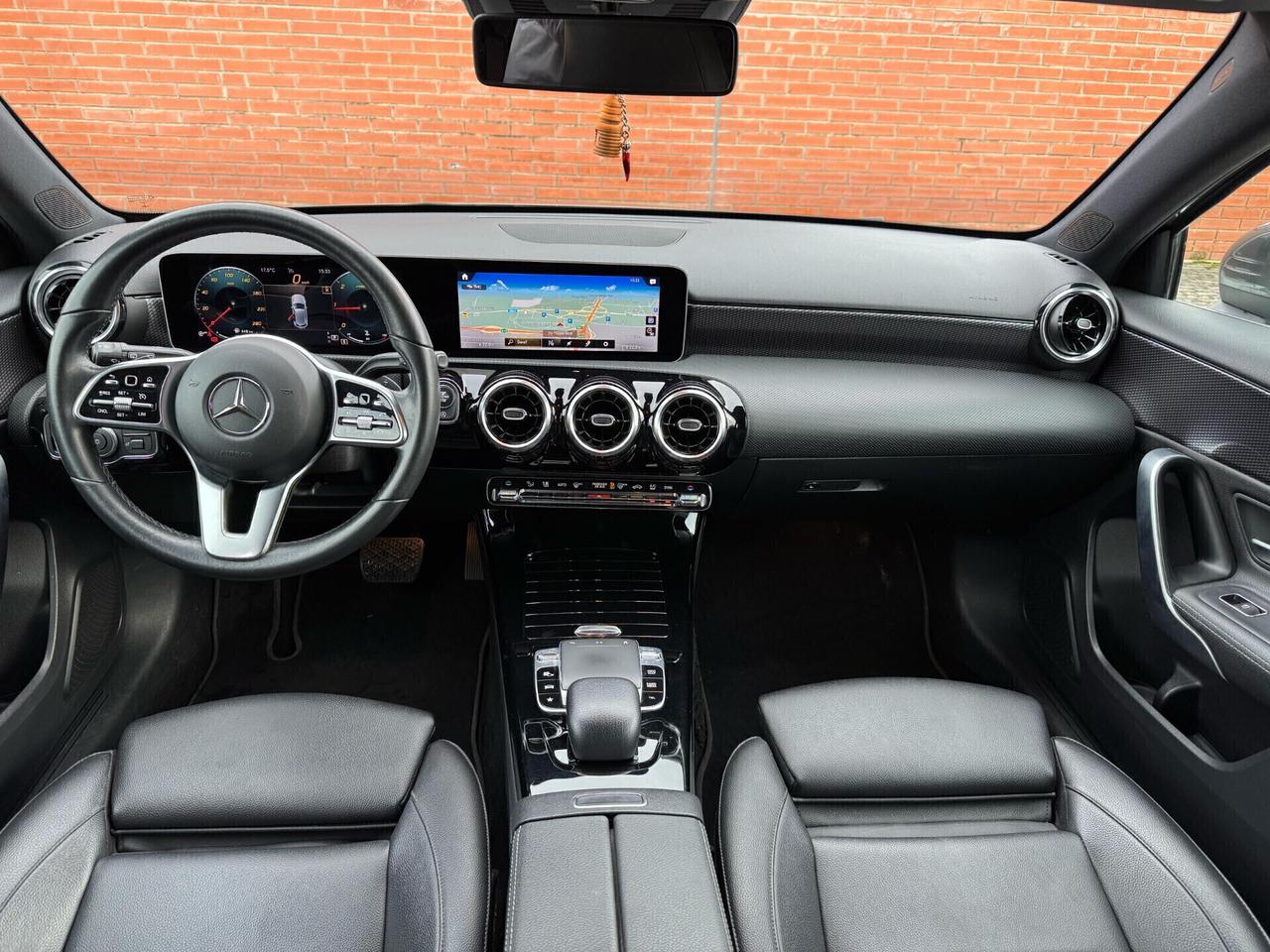 Mercedes-benz A 180 A 180 d Automatic Sport